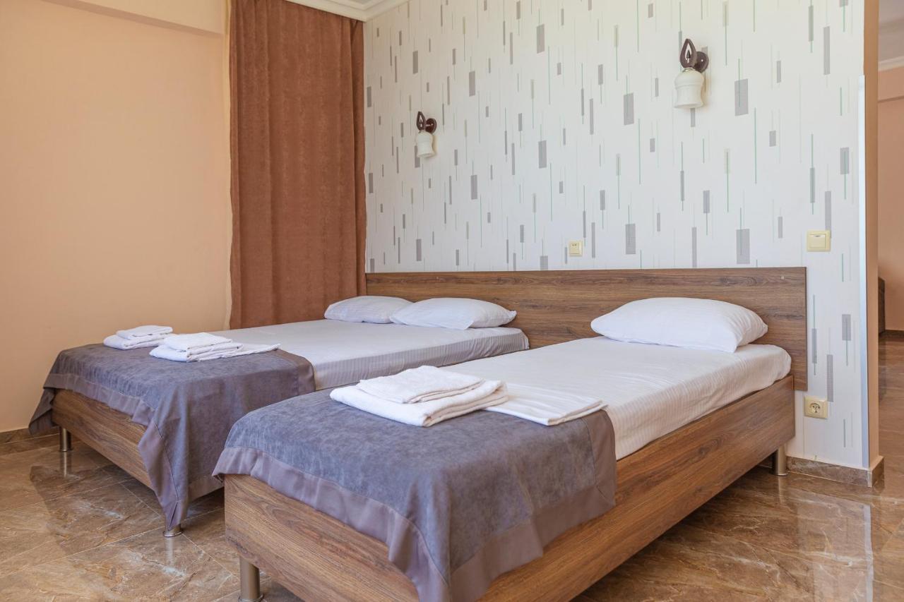 Samni Hotel Ureki Eksteriør bilde