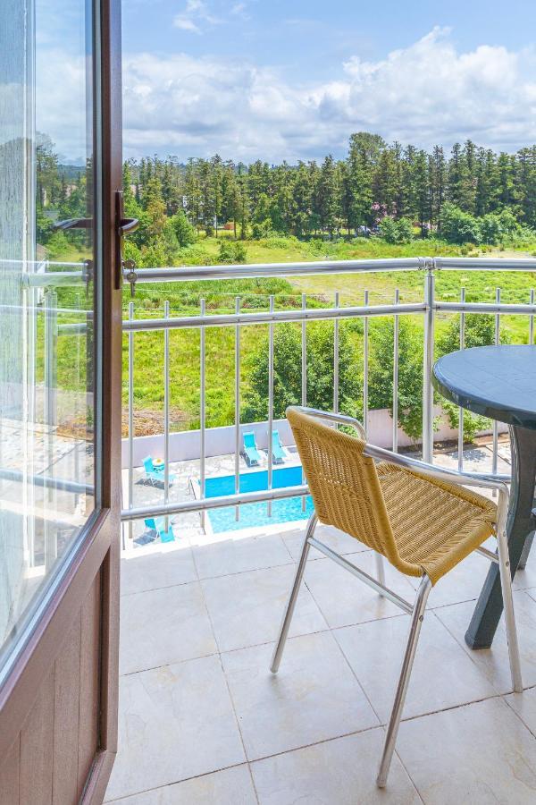Samni Hotel Ureki Eksteriør bilde