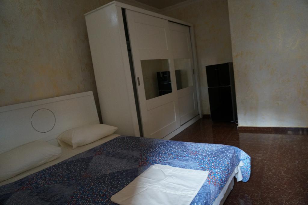 Samni Hotel Ureki Rom bilde